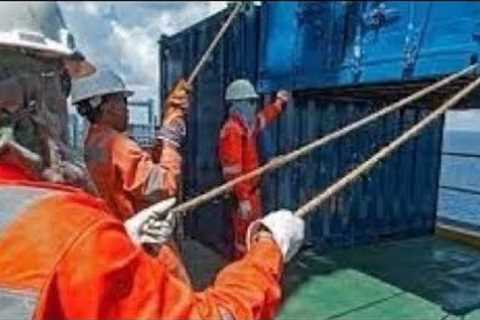 How an Offshore Lawyer can Help You if You have been on an Oil Rig