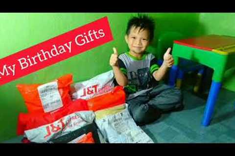 Opening My Birthday Gifts | #unboxing #unwrapping #birthdaygifts