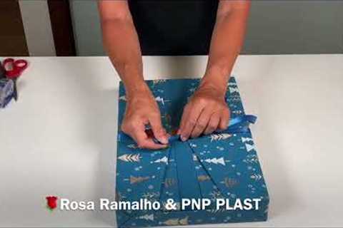 Wrap christmas gifts//gift wrapping ideas #wrappingabox#giftwrappingtutorial