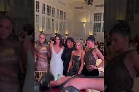 kendall nd her whole family at CFDA fashion awards #shorts #kardashian #kendalljenner #kim #fashion