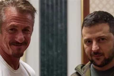 Sean Penn Loans Oscar Statuette to Ukrainian President Volodymyr Zelenskyy