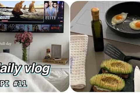 daily vlog ☕  cozy home, grocery haul, healthy breakfast, cooking pasta, WFH 9 to 5