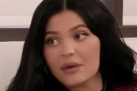 Kylie Jenner Gets Real About 'Baby Blues,' Says She 'Cried Non-Stop' for Three Weeks After Giving..
