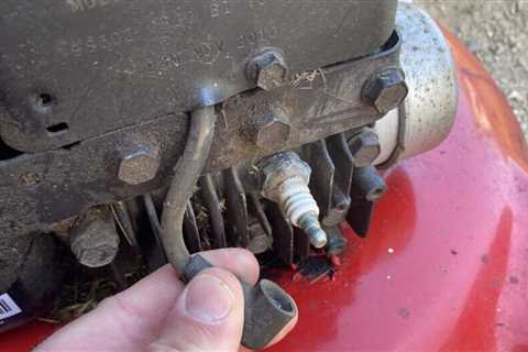 How to Remove a Spark Plug from a Lawn Mower