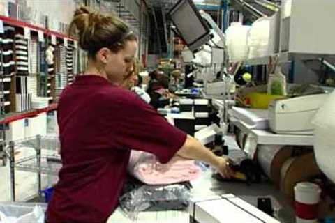 How Personalized Gifts are made at PersonalizationMall.com!