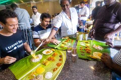 World’s Best Vegetarian Food - $2.78 All You Can Eat!! | Banana Leaf Sadhya - Kerala, India!
