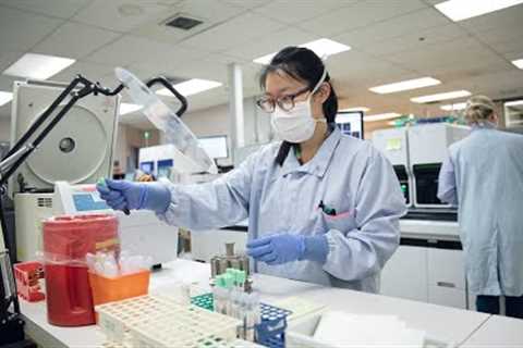 Explore a Career as a Medical Lab Technologist