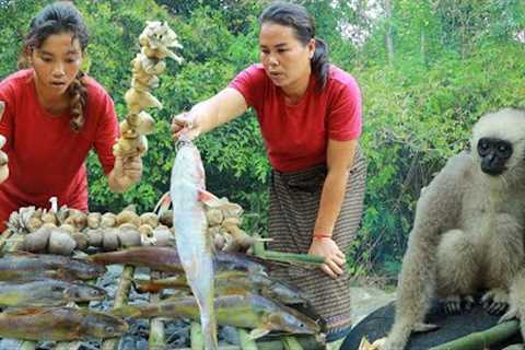 Survival skills- womans found fish at mountain for cook -Eating delicious