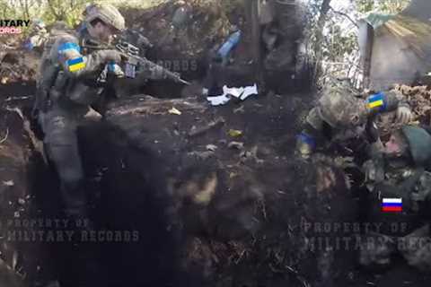Horrible footage!! Fierce battle of Ukrainian army against Russian Troops on the banks Dnieper River