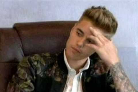 Justin Bieber Gets Angry When Asked About Selena Gomez - Video (Must Watch)