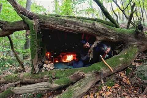 7 Days Solo Survival Camping In Rain Forest, Building Warm Bushcraft Shelter, Clay Fireplace Cooking