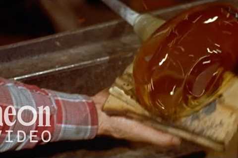 Glas: An exuberant Oscar®-winning film on glass-blowing