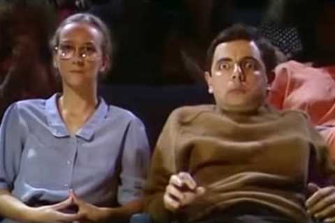 Creepy Bean | Funny Clips | Mr Bean Official
