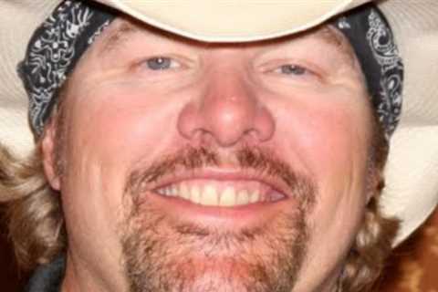Toby Keith's Tragedy Is Heartbreaking