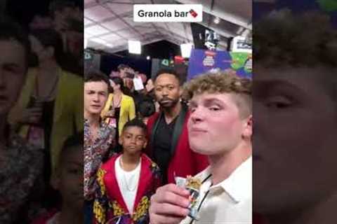 I ate food with celebrities for the day! #shorts #celebrity #food