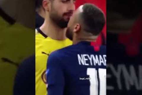 Neymar and marquinhos fight together.  WhatsApp status ❤👏