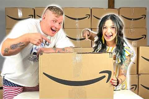 Unboxing an Amazon Mystery Box!  We’re LIVE! 🚨