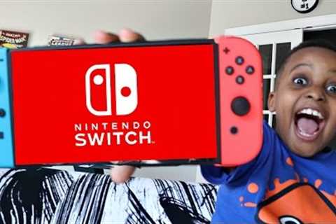 NINTENDO SWITCH UNBOXING! - Playonyx