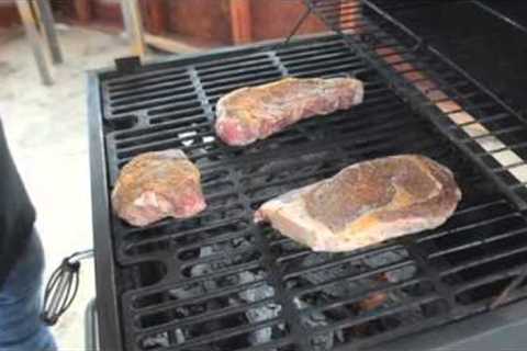 Quick Steak Grilling Tips