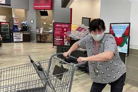Shopping Spree - Dauphin Co-op Employee Wins a 2 Min Shopping Spree