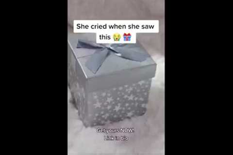 THE PERFECT BIRTHDAY GIFT FOR HER - She CRIED! 😭🎁 #shorts