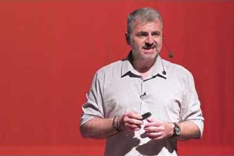 Como as AGTECHs criadas em sala de aula ajudam o produtor rural | Wagner Arbex | TEDxFaculdadeEnsine