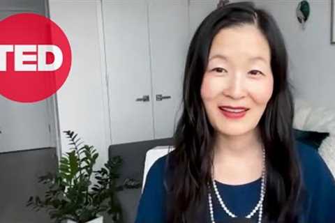 Demystifying the Wild World of Crypto | Laura Shin | TED