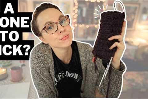 A KNITTING BONE TO PICK?? {Knitting Podcast} #knitting #knittingpodcast
