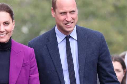Cute Behind The Scenes Photos Show How Much Prince William And Kate Middleton Love Each Other