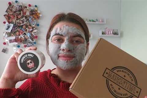 UNBOXING SUBSCRIPTION MONTHLY BOX|  MASKTIME