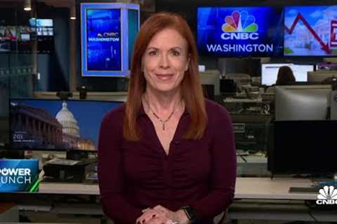 Mortgage rates fall ahead of upcoming inflation report