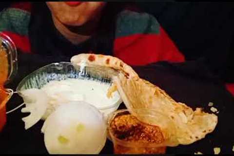 ASMR! Eating prantha😋🥵 mukbang! big bites! eating show! @crazymoodyfoodie4913 Indian food ! 🥵 yt