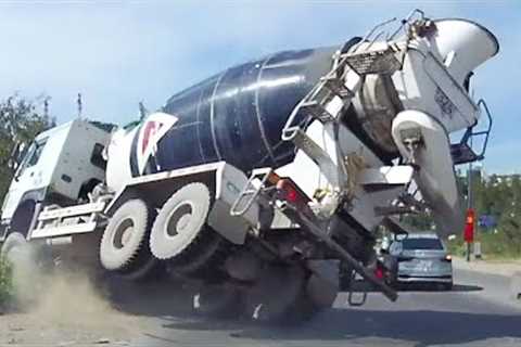 Russians Being Idiots: Fails Around The World