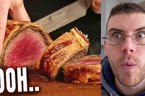 Pro Chef Reacts... To Gordon Ramsay's CHRISTMAS Beef Wellington!