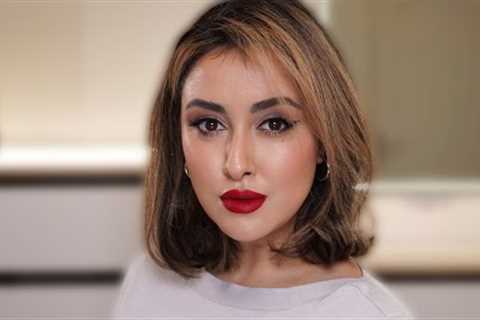 How To Do Christmas Makeup &amp; Look Amazing!