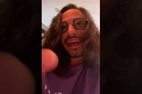 Russ gives advice to independent artists