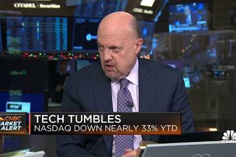 Jim Cramer explains why he thinks Amazon is in trouble