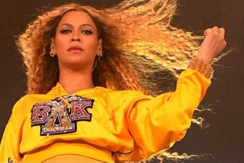 Beyoncé - Somebody's Getting Fired Megamix (2021)