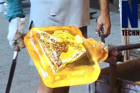 Amazing Glass Blowing Art with Creative People at High Level of Ingenious