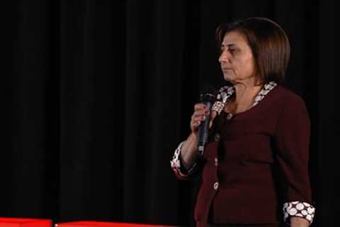 What Do Critical Situations Have in Common? | Zemfira Harutyunyan | TEDxYerevanSalon