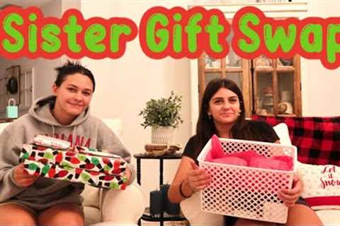 SISTER GIFT SWAP FOR CHRISTMAS! EMMA AND ELLIE