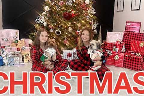 Christmas Morning Opening Presents 🎁 2022 | SISTER FOREVER