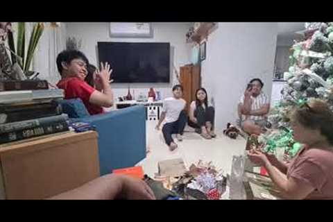 Unboxing Gifts 🎄MERRY CHRISTMAS 🎄✨️TO ALL OF YOU GUYS