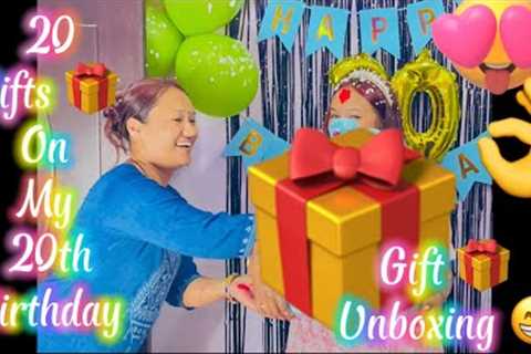 20 Gifts on 20th BIRTHDAY ✨🎁// BIRTHDAY GIFT VLOG