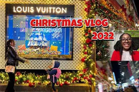 Christmas Vlog 🎄🎁,Macy windows, family, friends etc || TheOfficialAmia