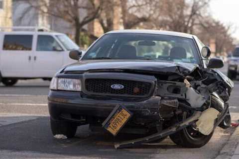 How to report a car crash to police authorities