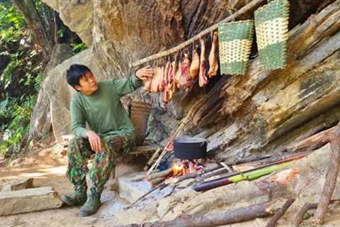 Survival, skills, how to make smoked wild boar meat, long-term food preservation.