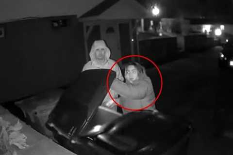 15 Most Disturbing Things Caught on Doorbell Camera Part 17
