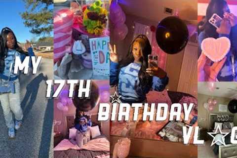 My 17th Birthday Vlog | Dinner, Bowling, Opening Gifts☆
