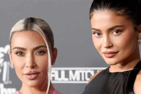Kylie Jenner Roasts Kim Kardashian Over Instagram Request